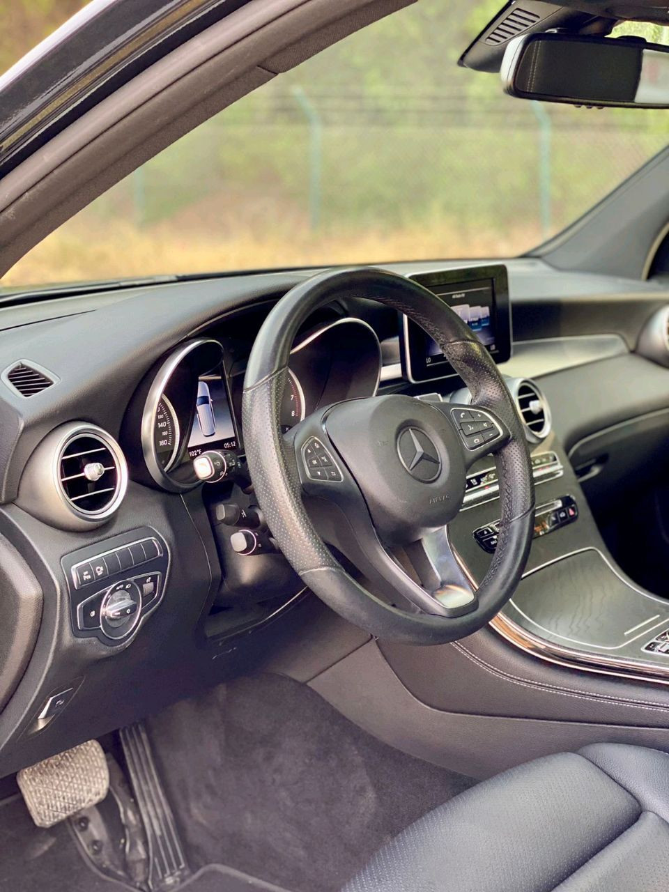 Mercedes Benz GLC - Image 9