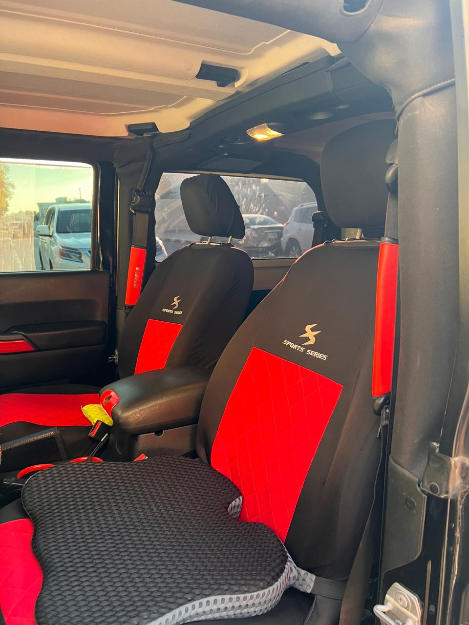 Jeep Wrangler - Image 6