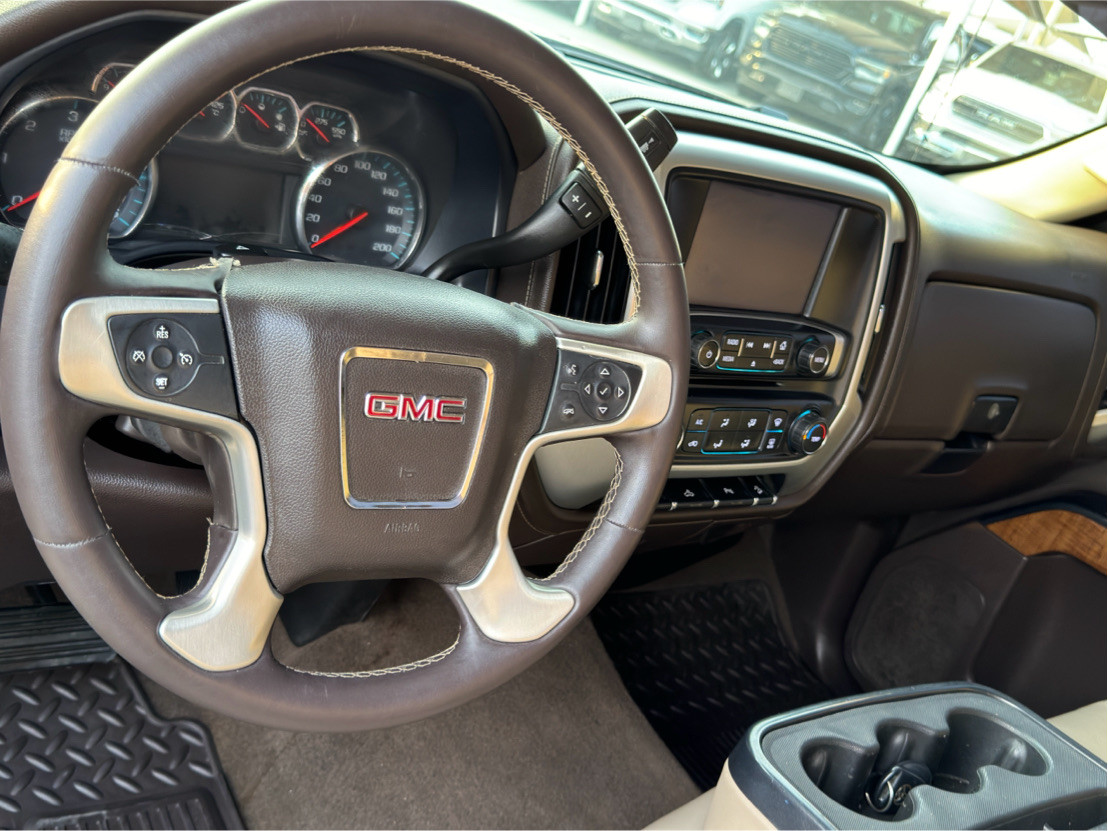 GMC Sierra - Image 5