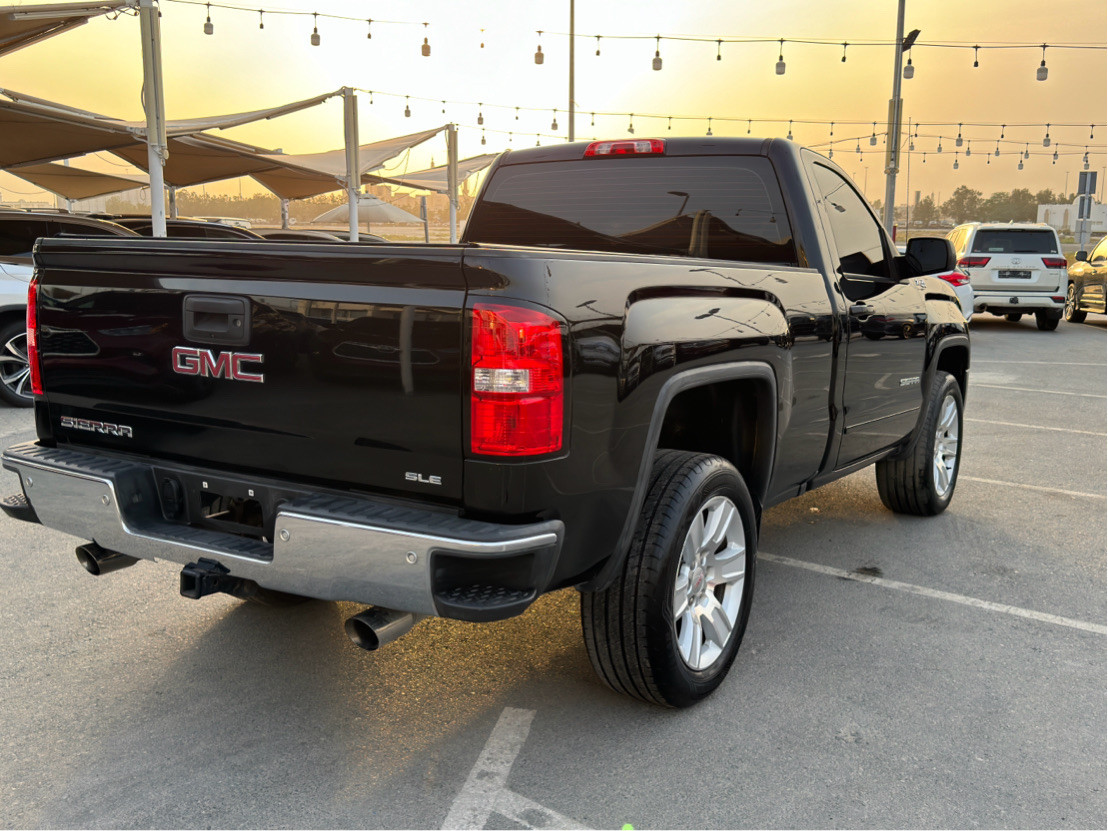 GMC Sierra - Image 7