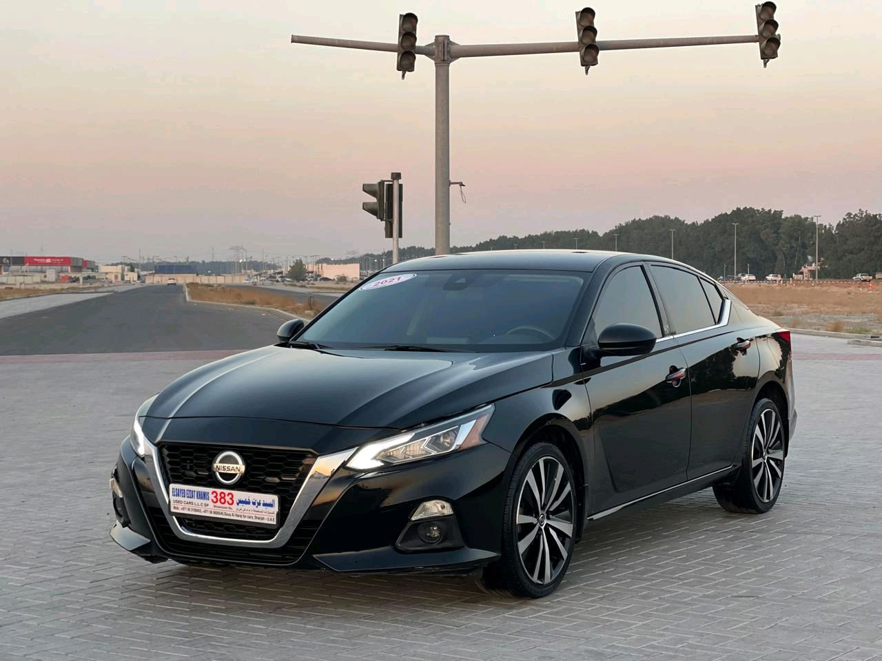 Nissan Altima - Image 6