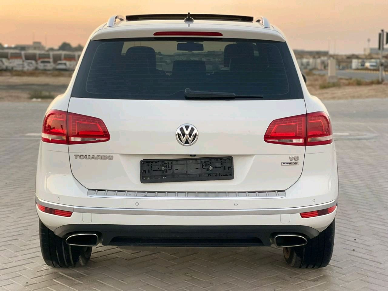 Volkswagen Touareg - Image 4