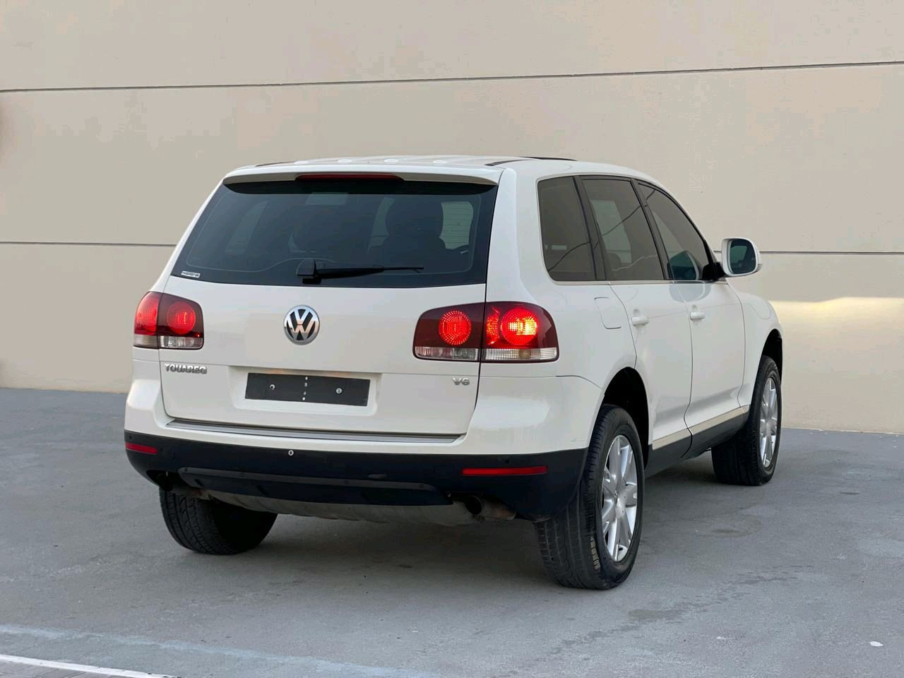 Volkswagen Touareg - Image 5