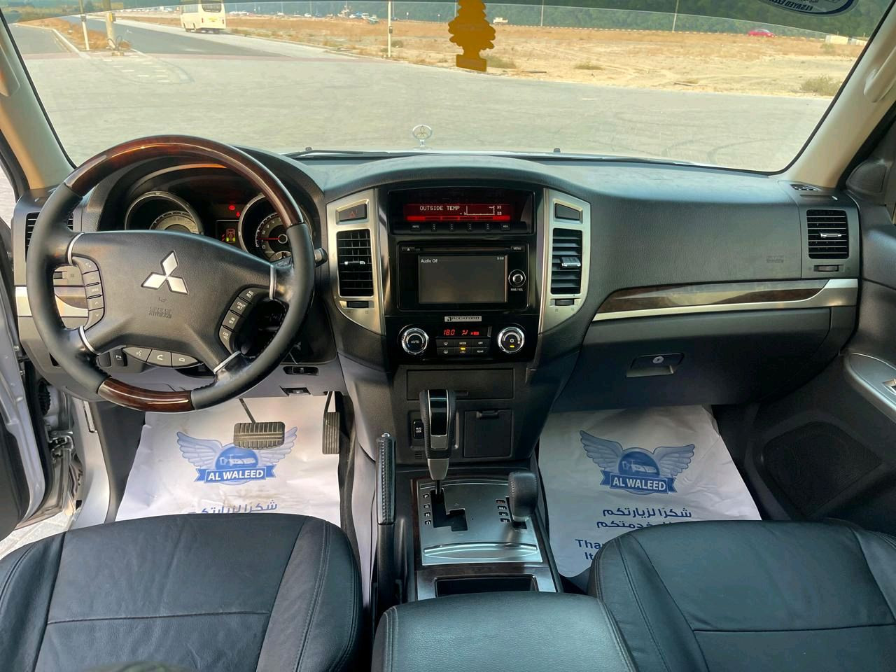 Mitsubishi Pajero - Image 8