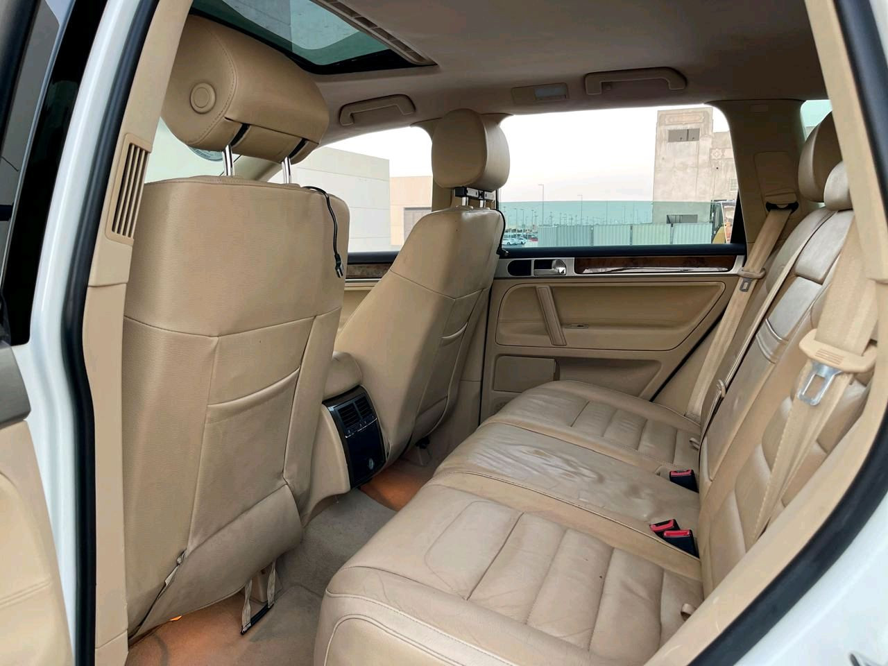 Volkswagen Touareg - Image 7