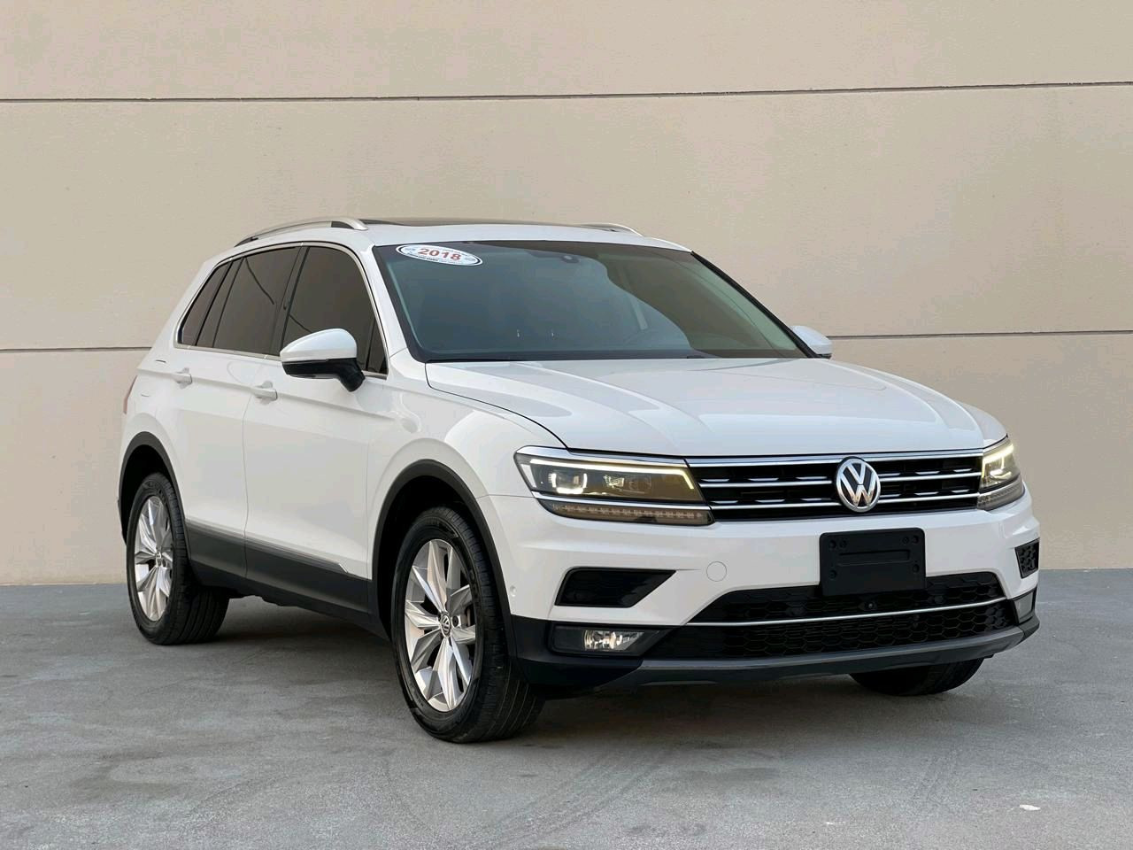 Volkswagen Tiguan - Image 8