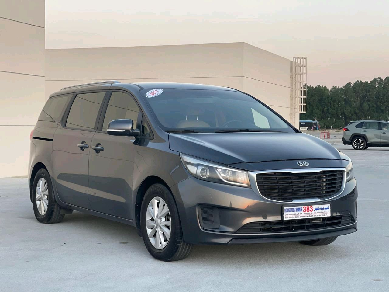 KIA Carnival - Image 6