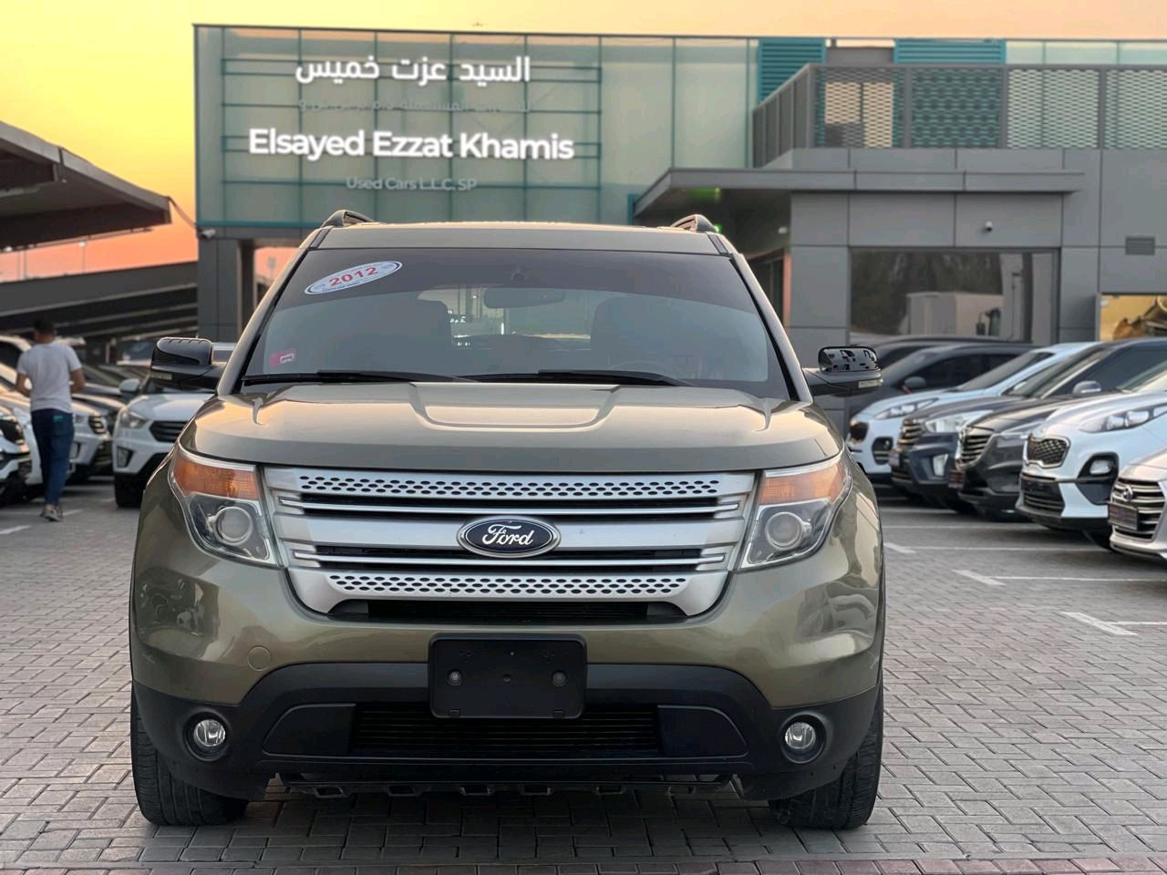 Ford Explorer - Image 3