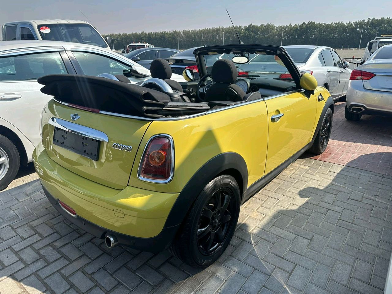 Mini Cooper Model S - Image 3