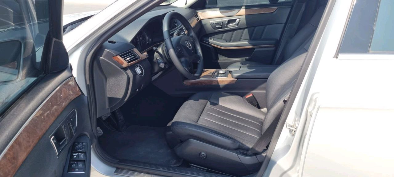 Mercedes Benz E-Class - Image 8