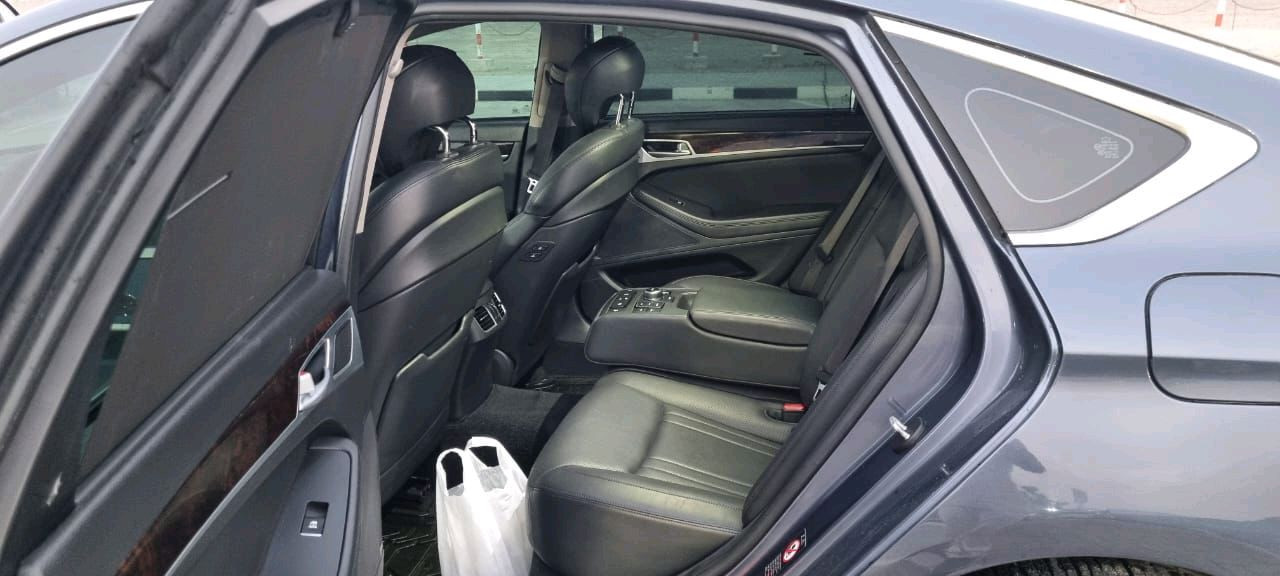 Genesis G 80 - Image 5