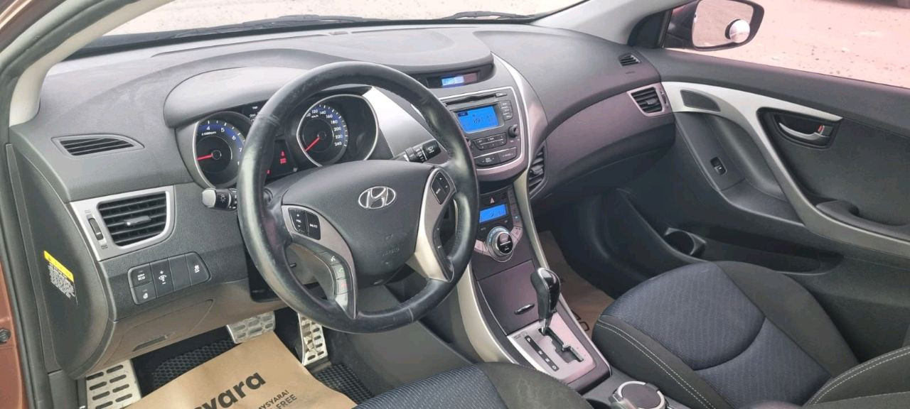 Hyundai Avante - Image 10