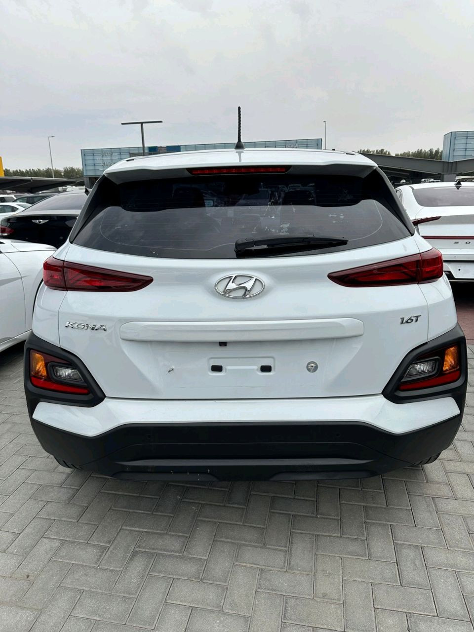 Hyundai Kona - Image 8