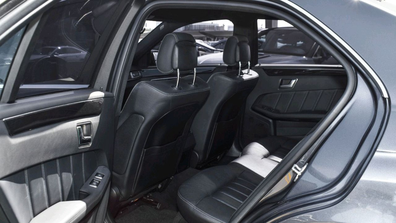 Mercedes Benz E-Class - Image 8