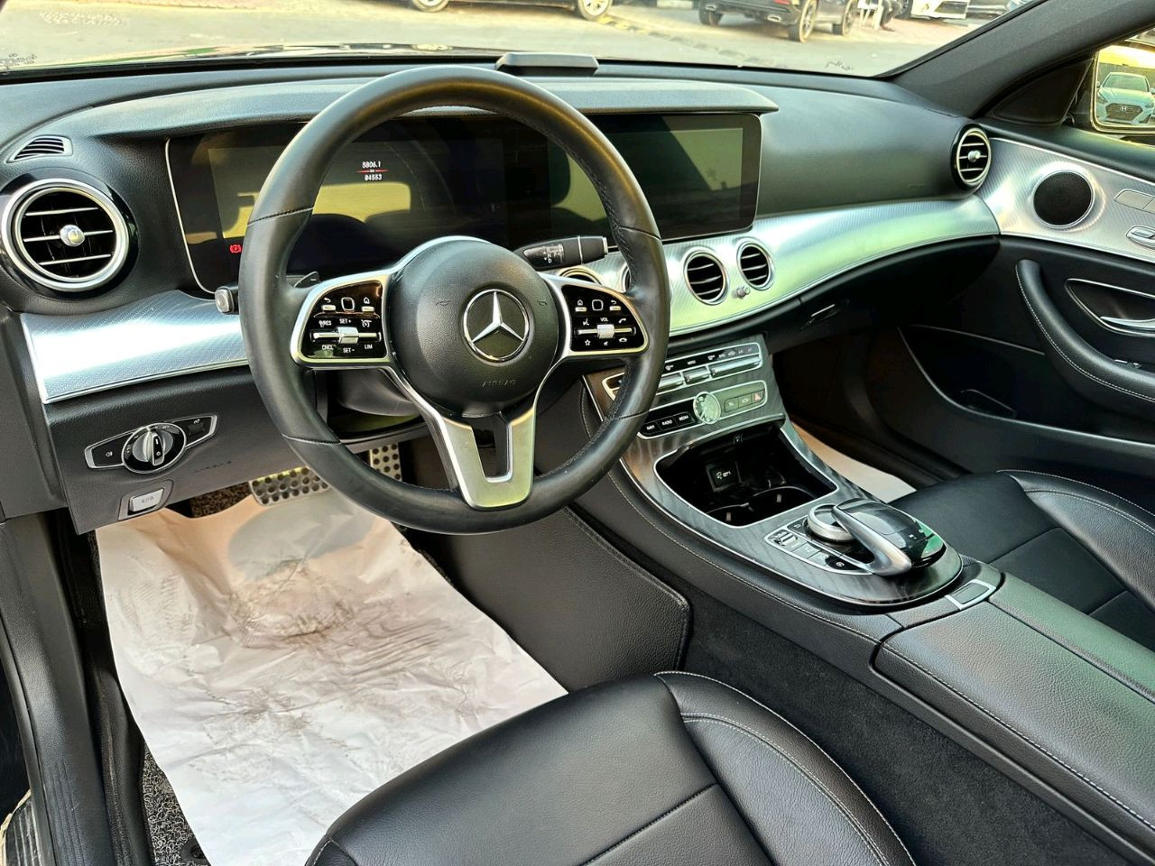 Mercedes Benz E-Class - Image 3