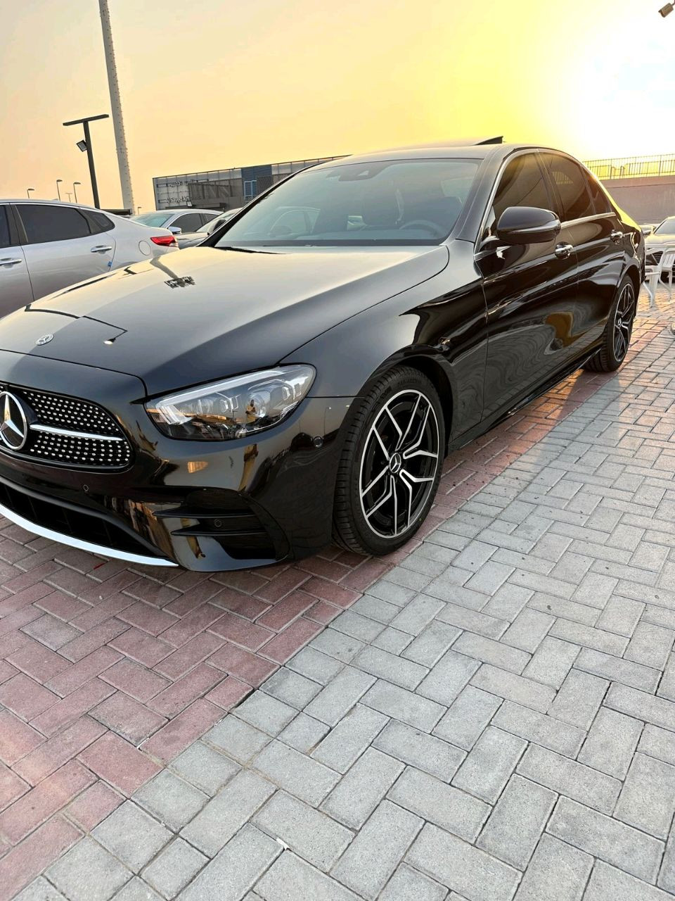 Mercedes Benz E-Class - Image 8
