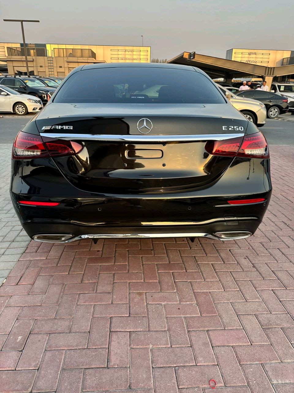 Mercedes Benz E-Class - Image 6