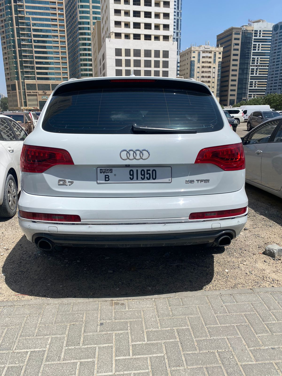 Audi Q7 - Image 6