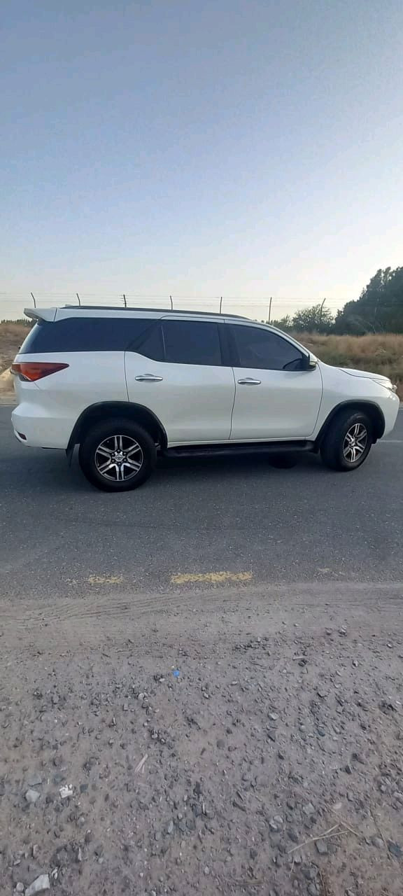 Toyota Fortuner - Image 8