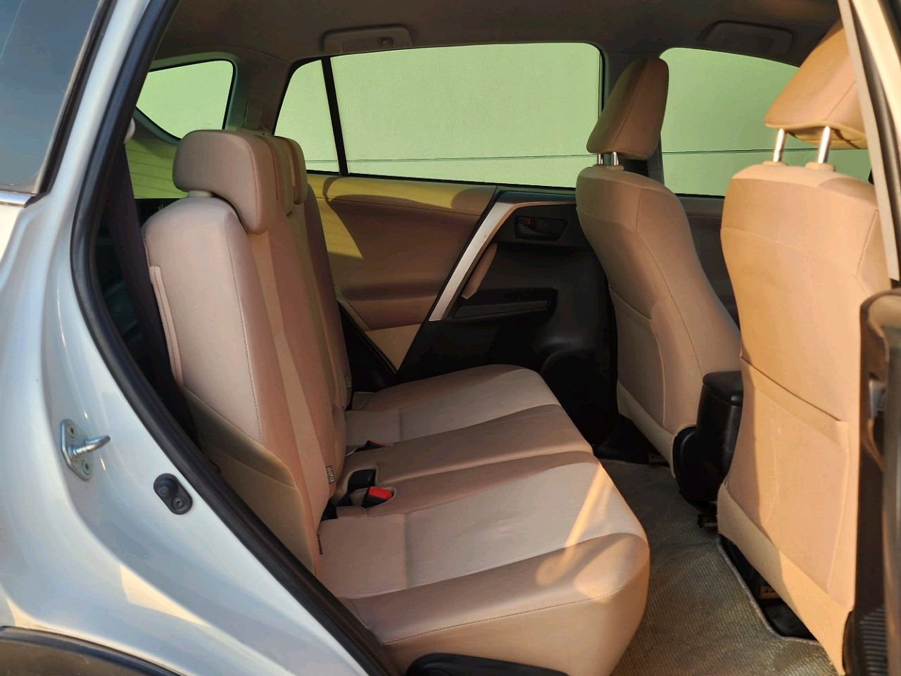 Toyota Rav 4 - Image 8