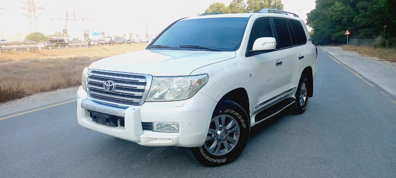 Toyota Land Cruiser - Image 7