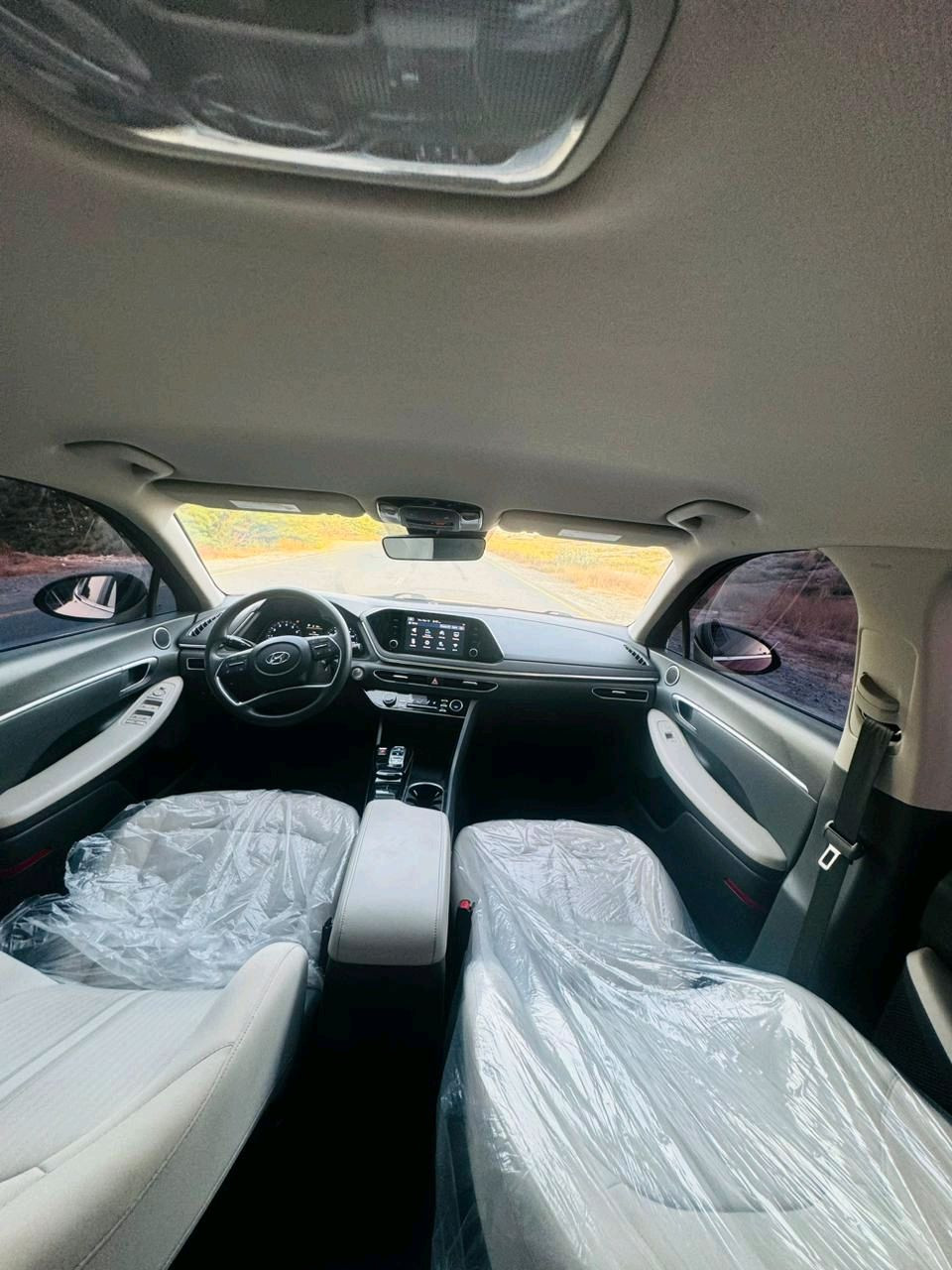 Hyundai Sonata - Image 7