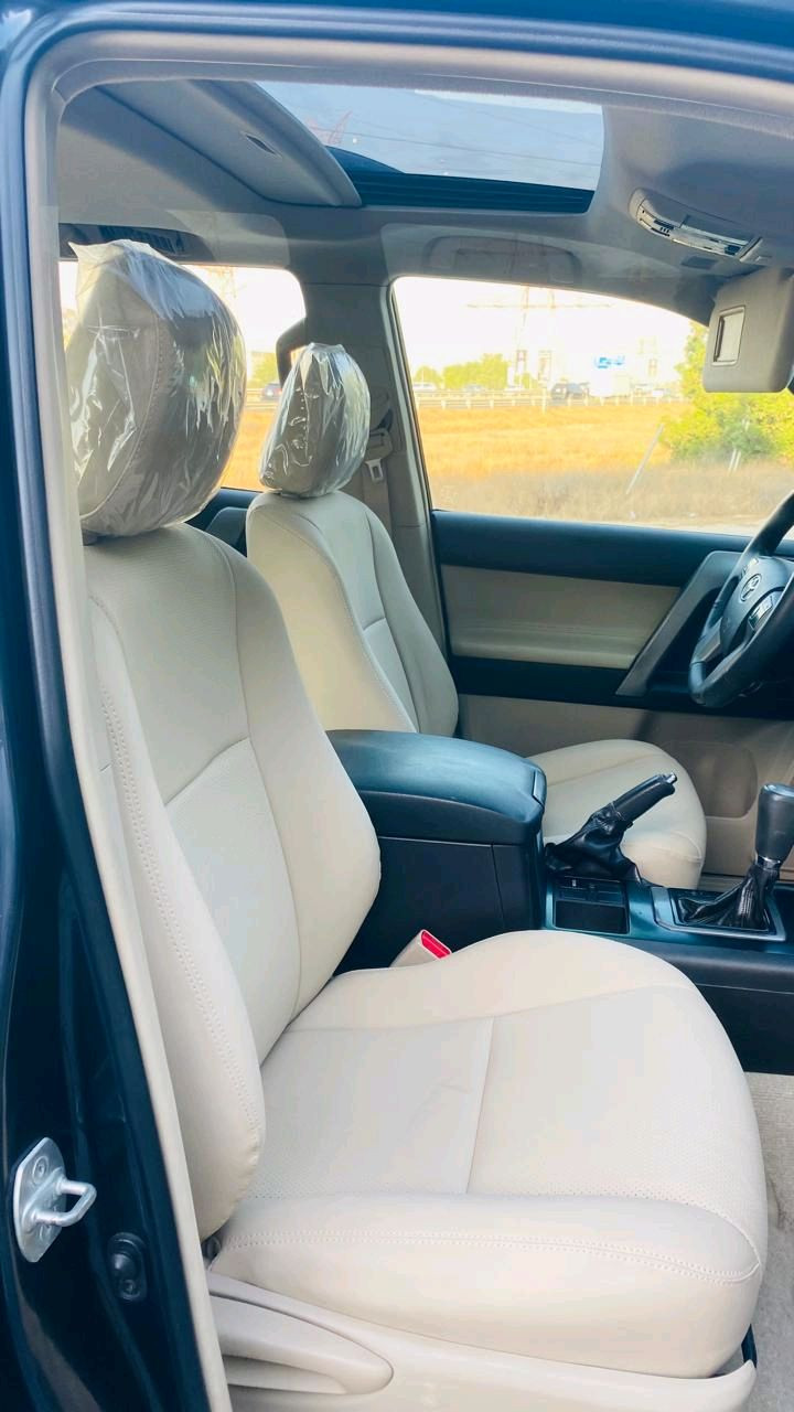 Toyota Prado - Image 17
