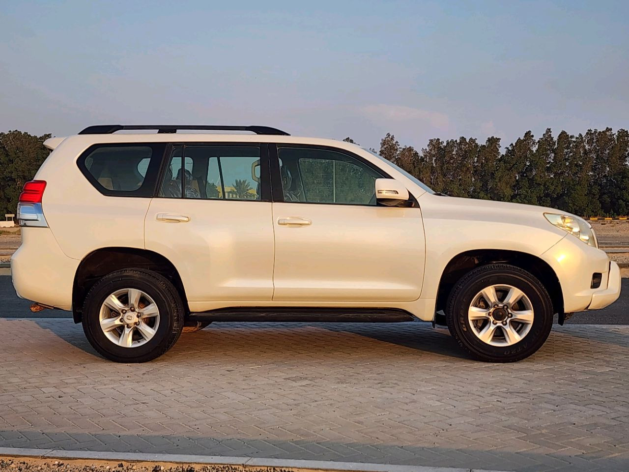 Toyota Prado - Image 6