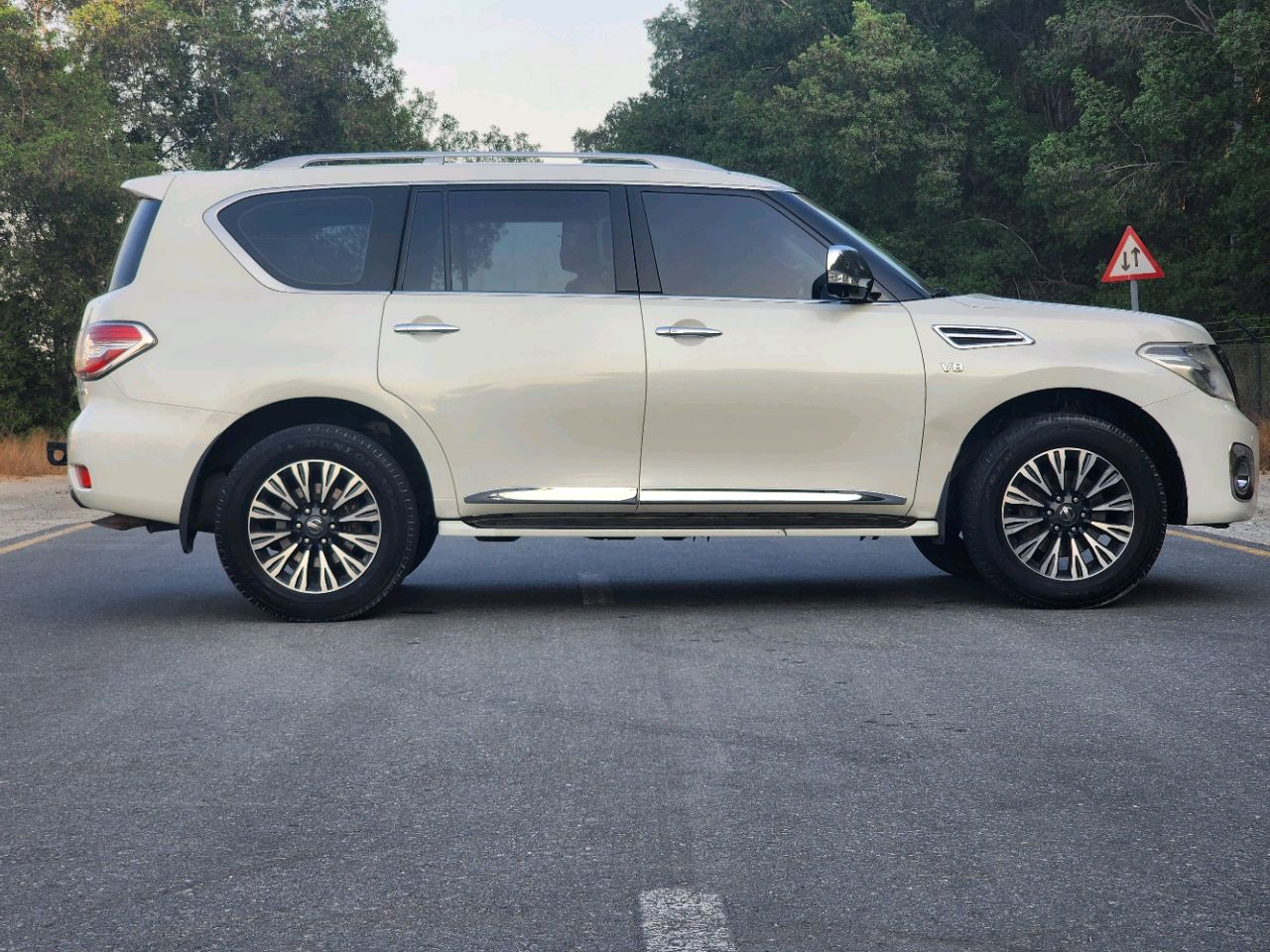 Nissan Patrol - Image 11
