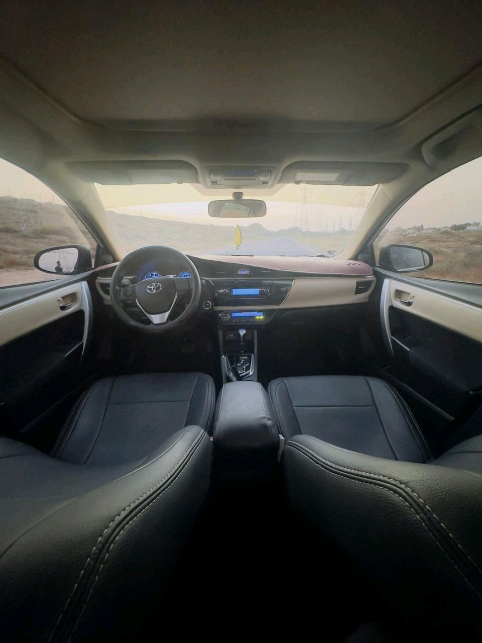 Toyota Corolla - Image 3