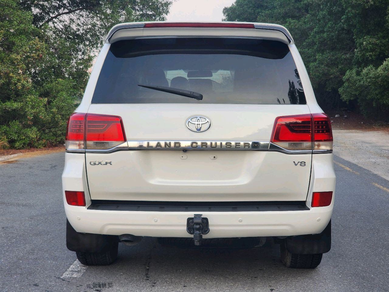 Toyota Land Cruiser - Image 5