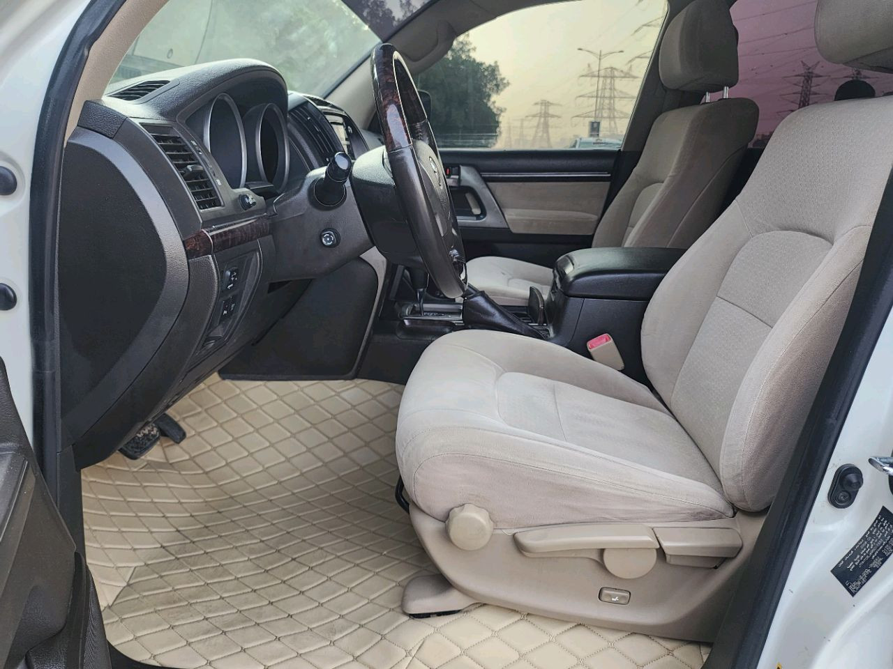 Toyota Land Cruiser - Image 3