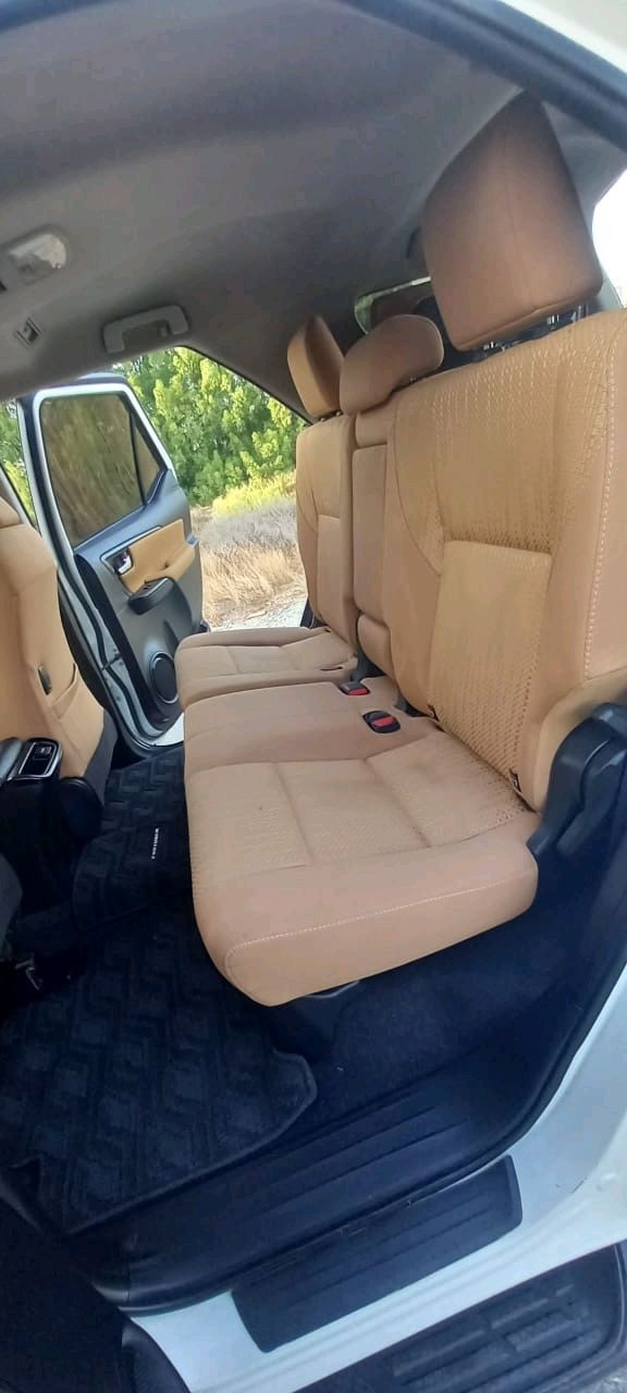 Toyota Fortuner - Image 7