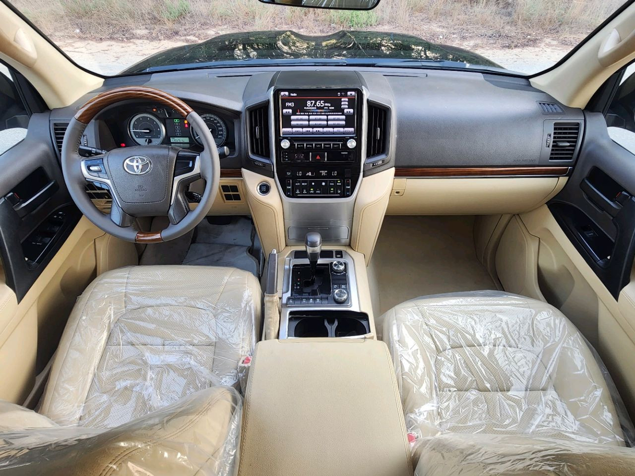 Toyota Land Cruiser - Image 2