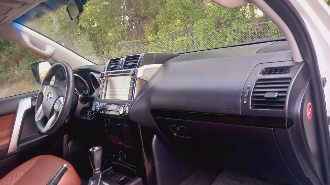 Toyota Prado - Image 7