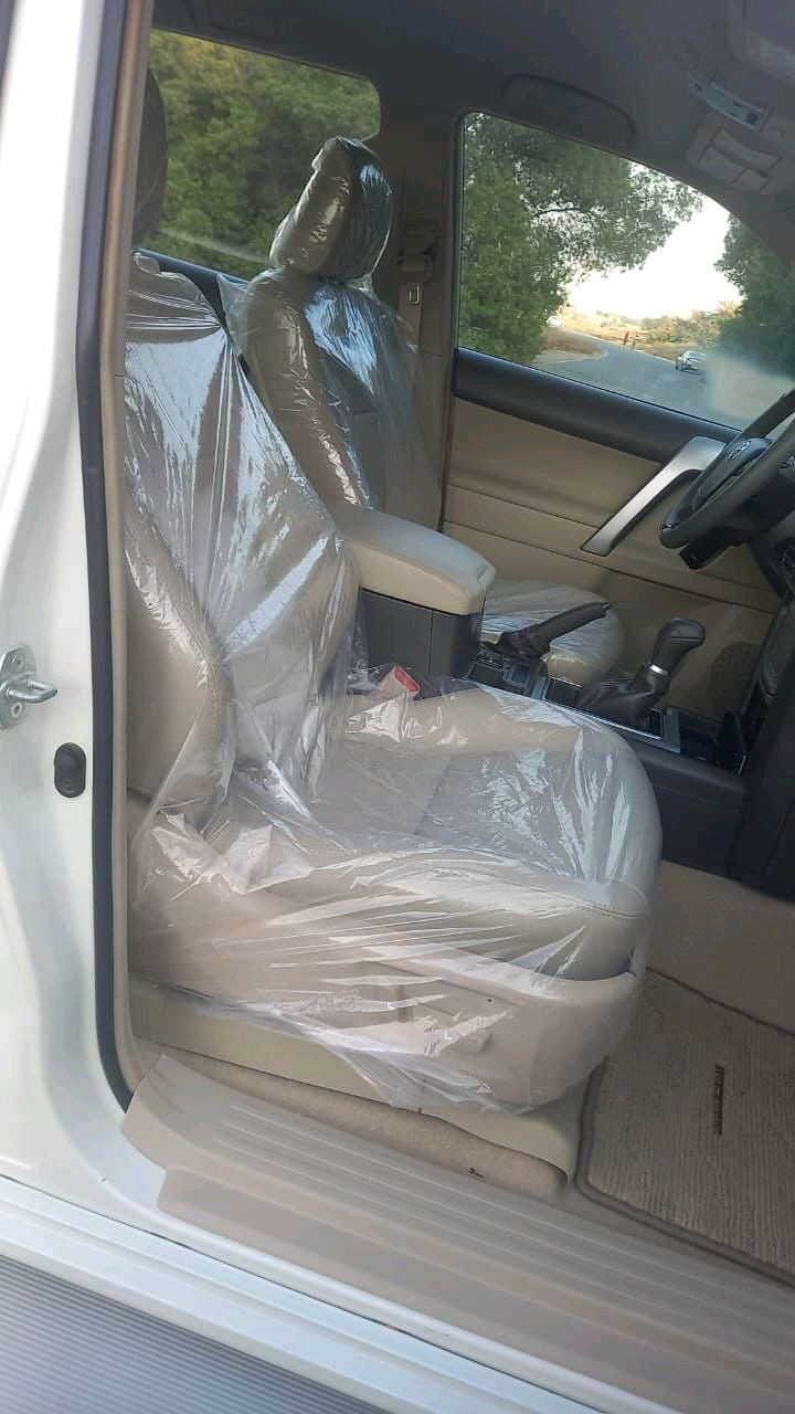 Toyota Prado - Image 10