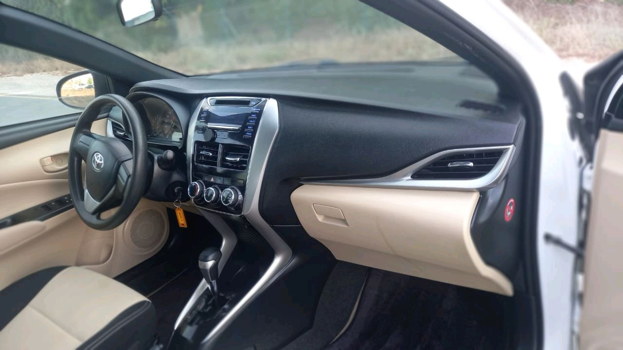 Toyota Yaris - Image 9