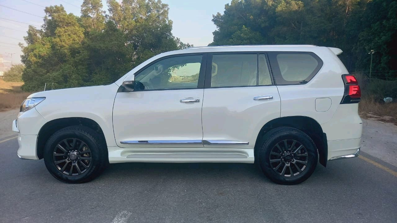 Toyota Prado - Image 11