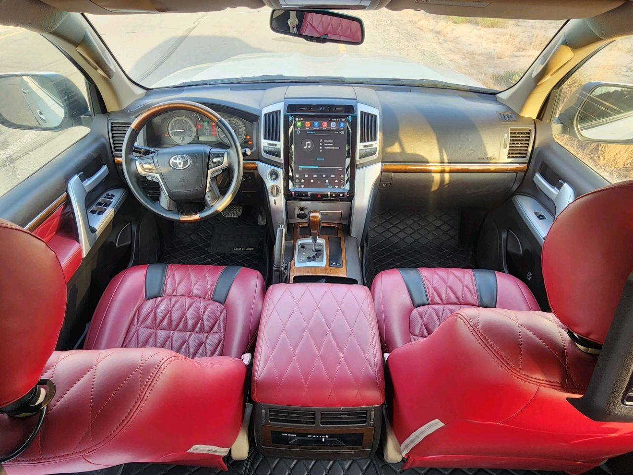 Toyota Land Cruiser - Image 15