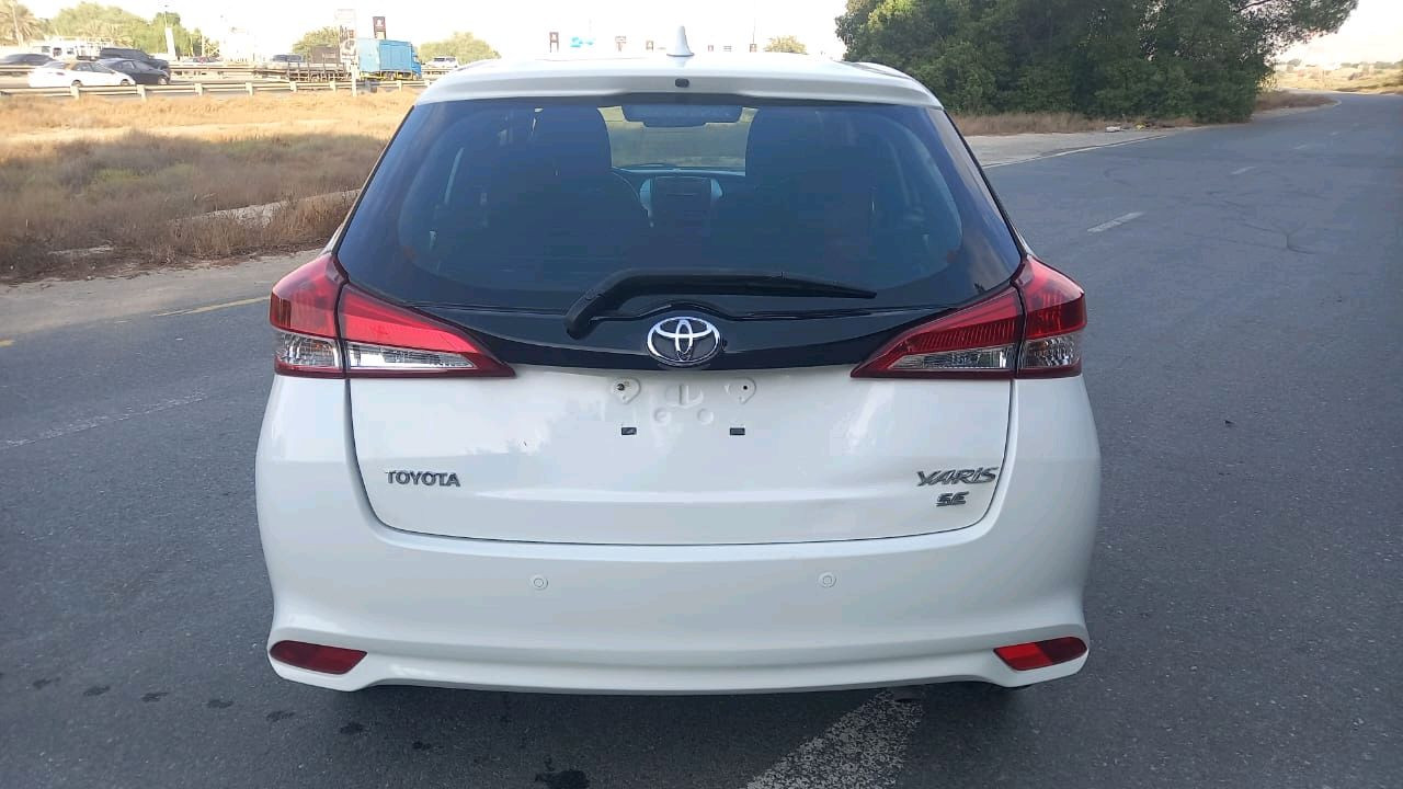 Toyota Yaris - Image 11