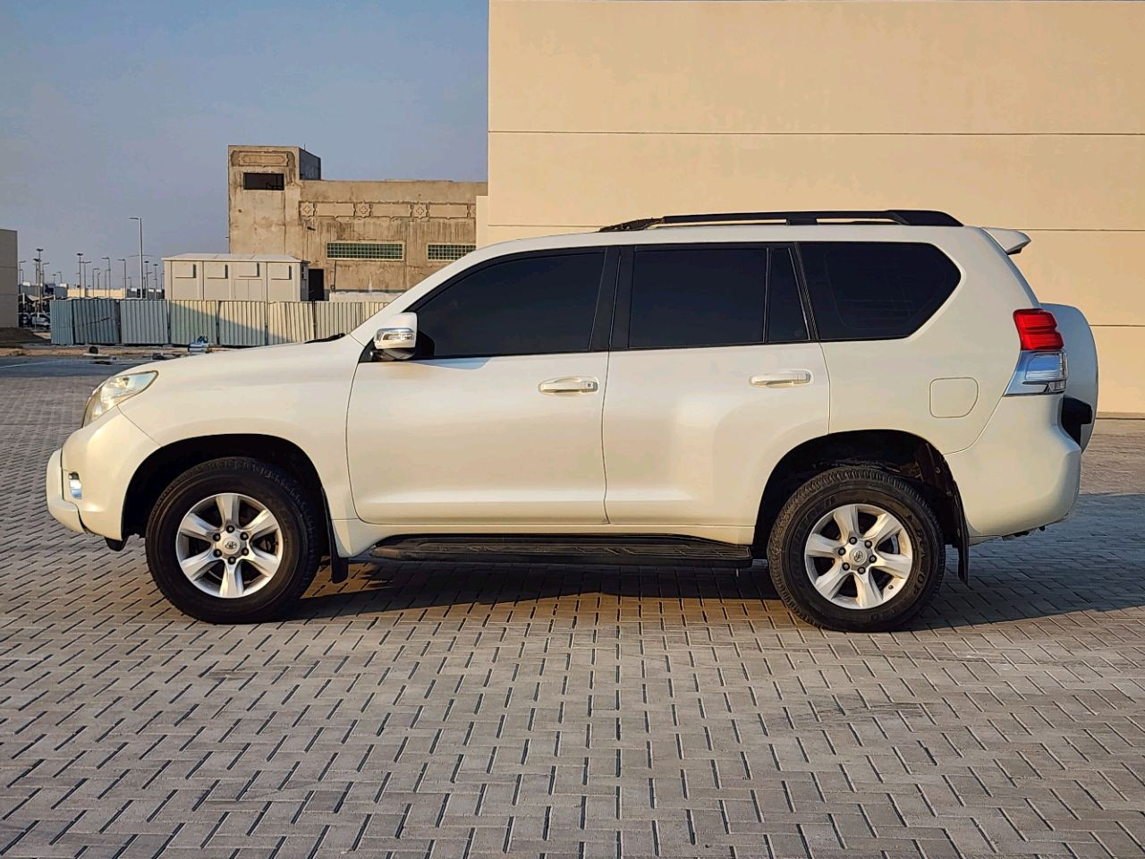 Toyota Prado - Image 7
