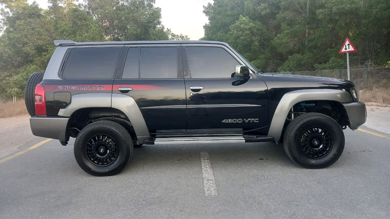 Nissan Super safari - Image 5