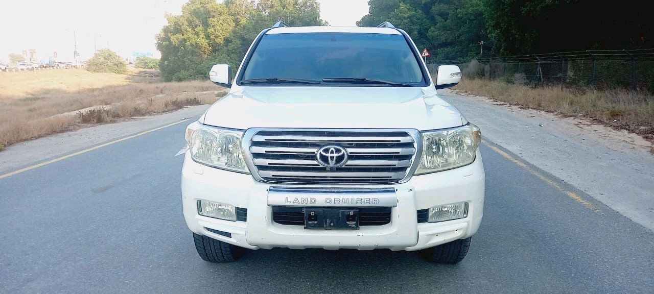 Toyota Land Cruiser - Image 9