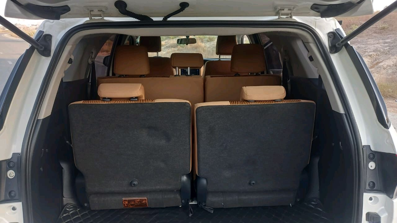 Toyota Fortuner - Image 4