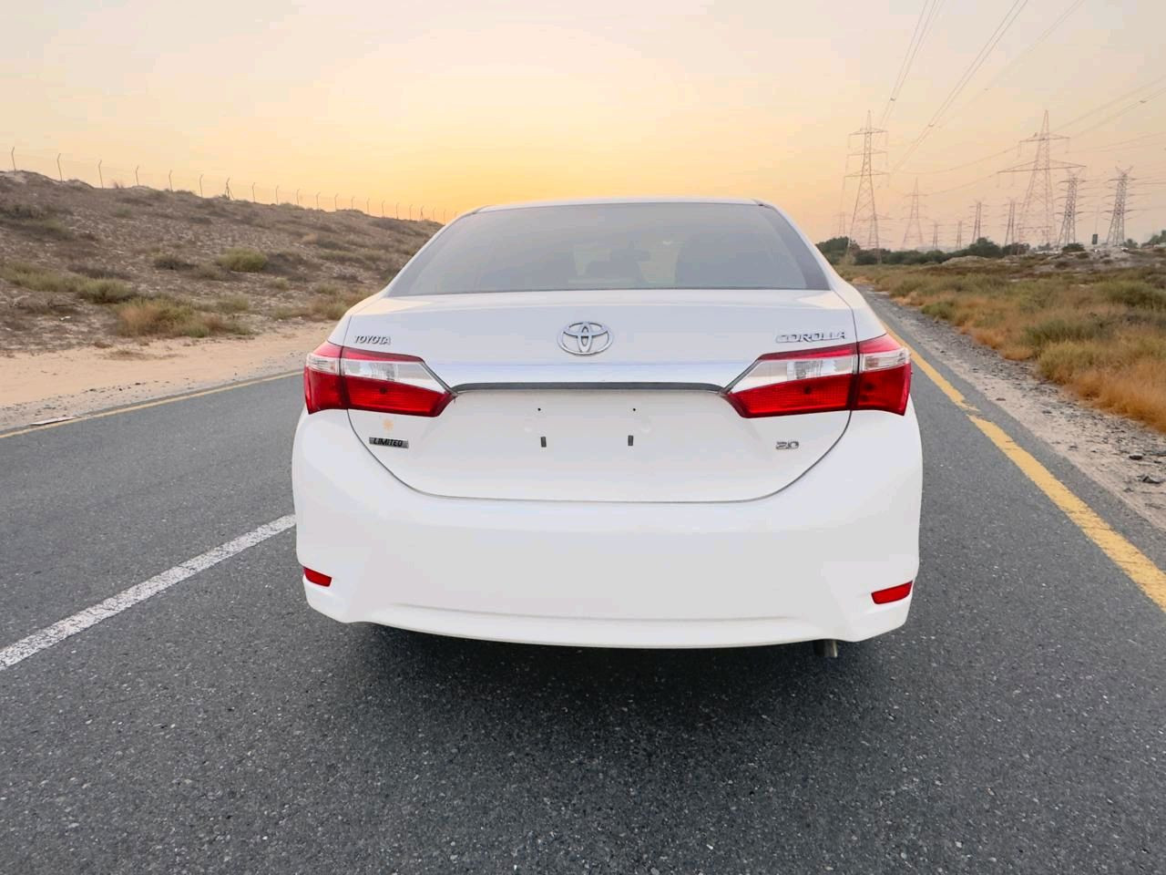 Toyota Corolla - Image 8