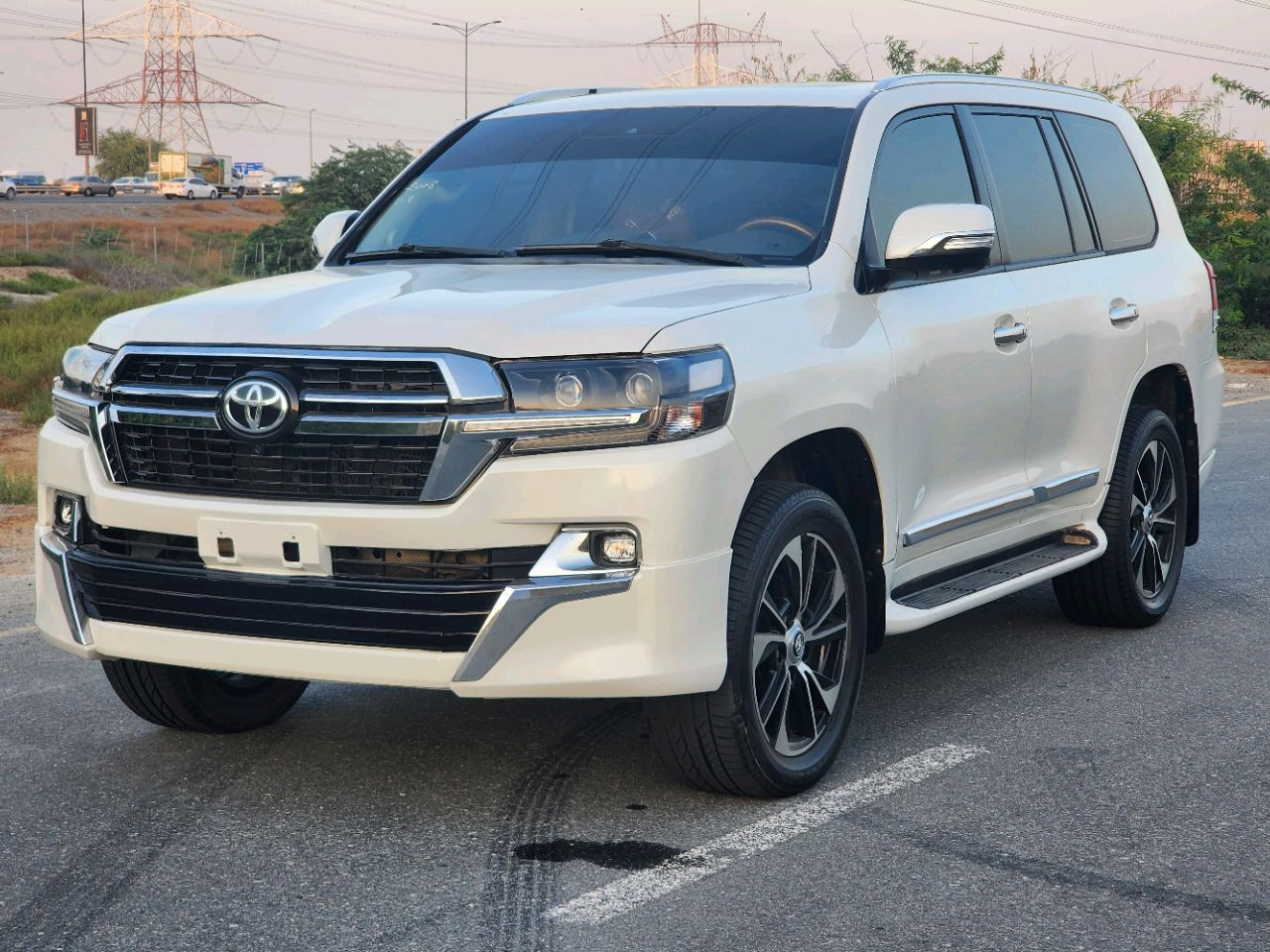 Toyota Land Cruiser - Image 4