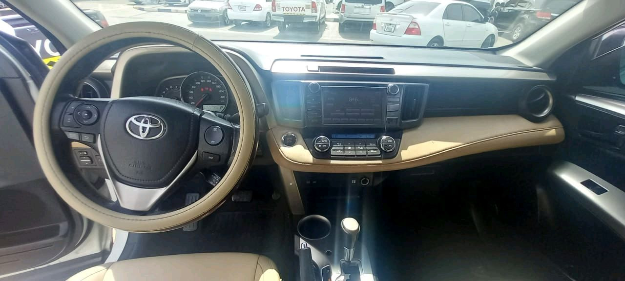 Toyota Rav 4 - Image 4