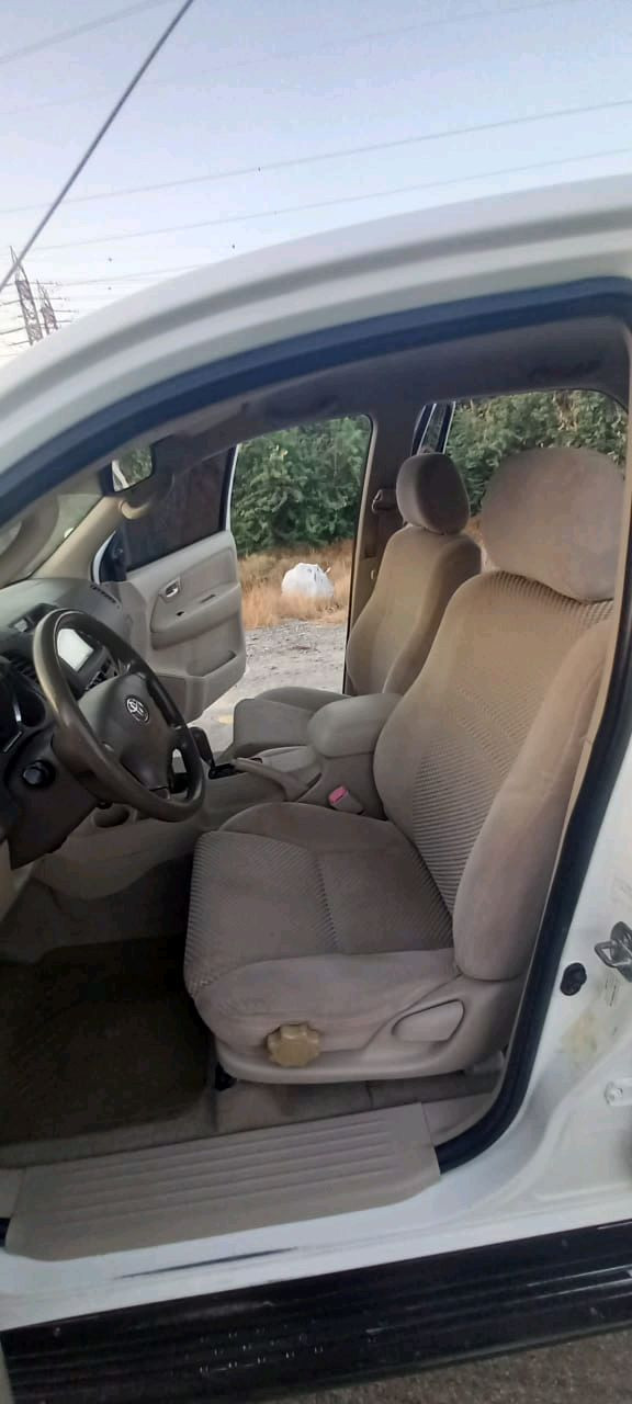 Toyota Fortuner - Image 7