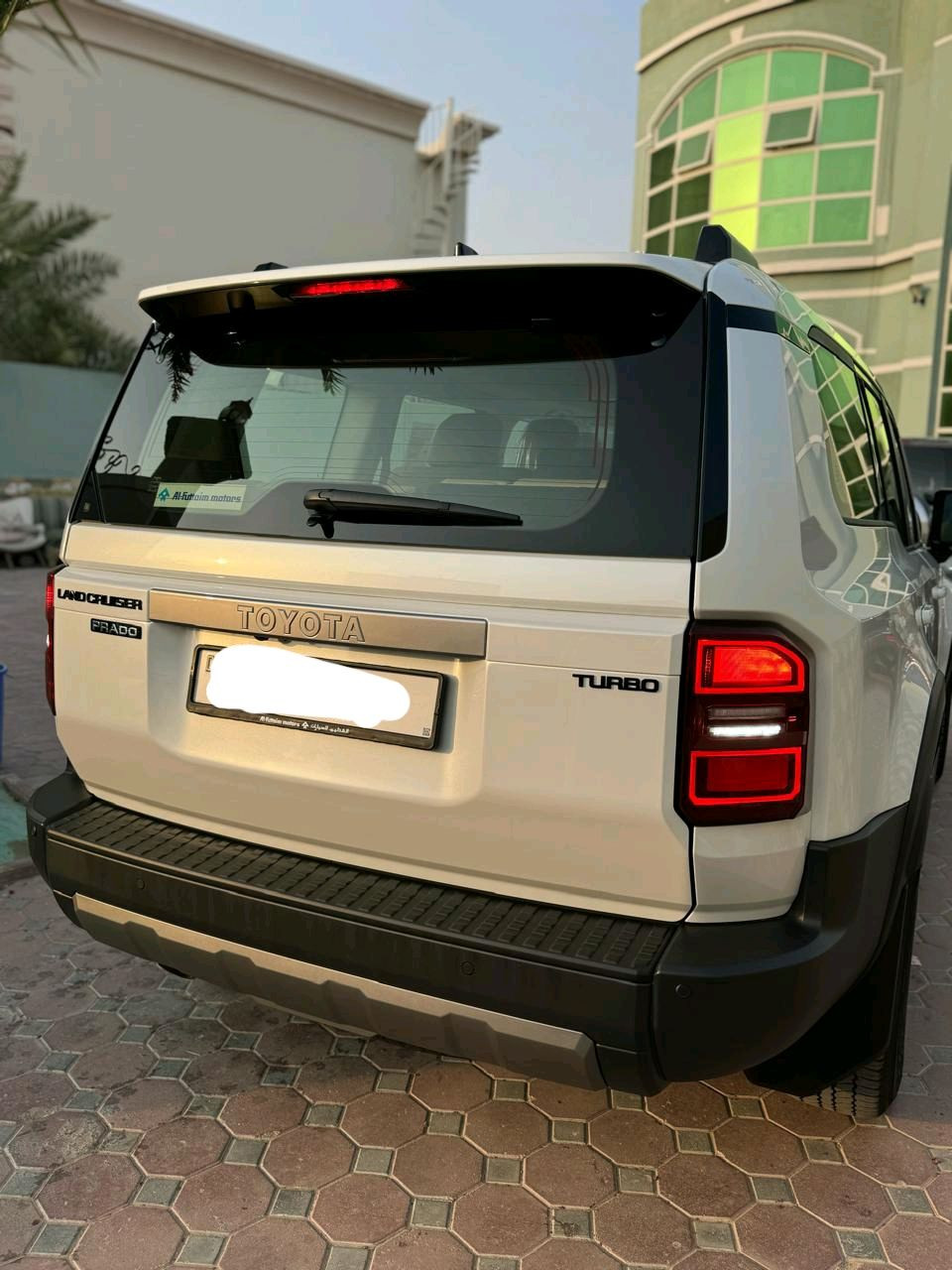Toyota Prado - Image 11