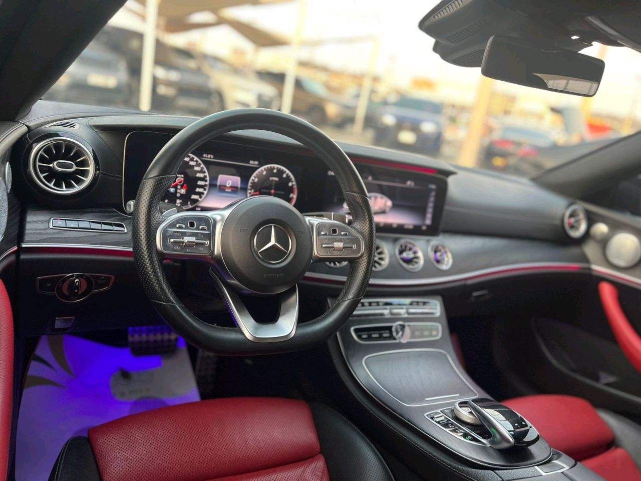 Mercedes Benz E-Class - Image 12